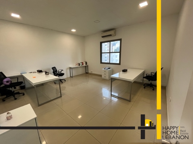 Office for rent in Zalqa