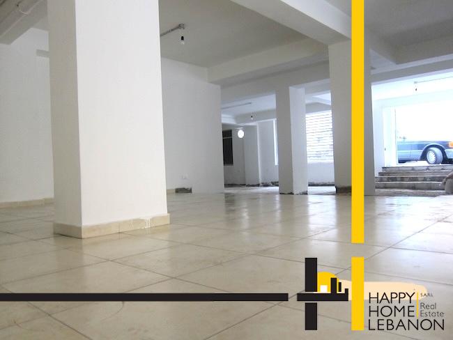 Showroom for rent at Bliss street-Ras Beirut