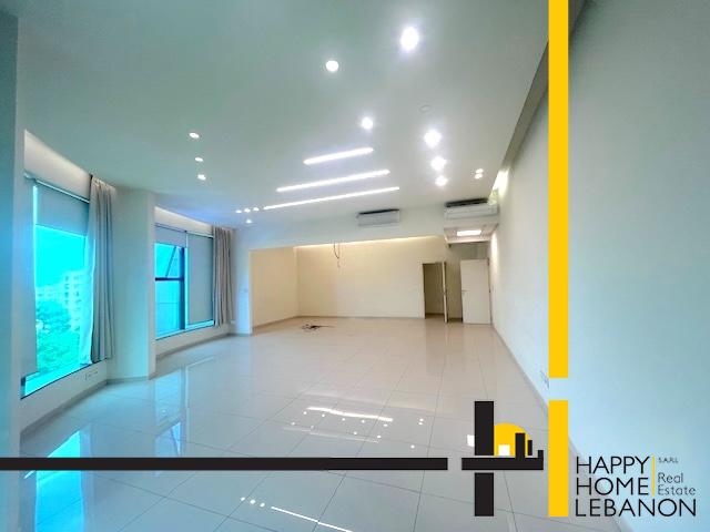 Office for rent in Amaret Chalhoub