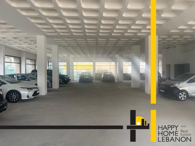 Showroom for rent in Bouchrieh