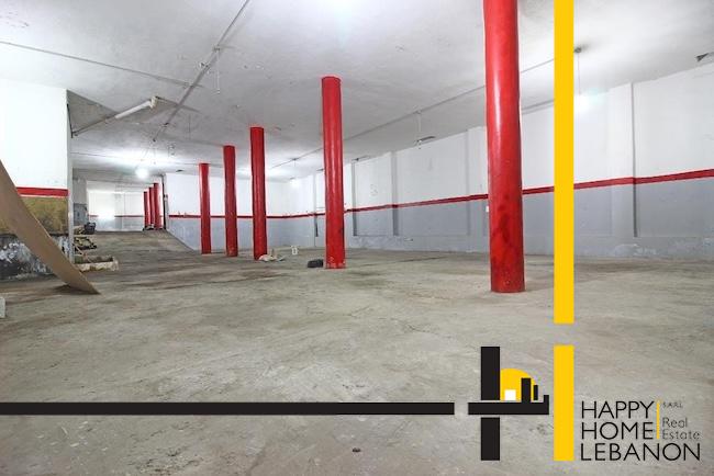 Warehouse for sale in Dekwaneh